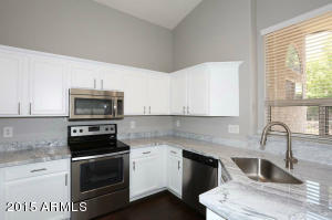 4402 E Tether Trl, Phoenix, AZ 85050 photo 2