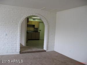 2308 E Beverly Ln, Phoenix, AZ 85022 photo 5