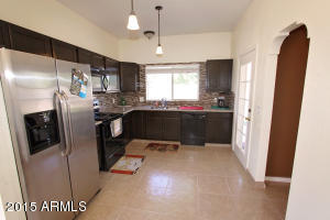 8 S Dodge St, Gilbert, AZ 85233 photo 5