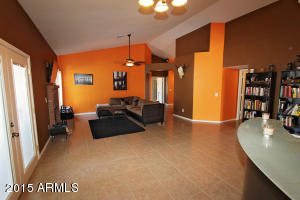 8 S Dodge St, Gilbert, AZ 85233 photo 3