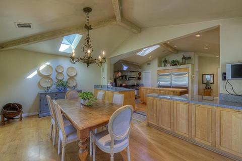 5748 E Orange Blossom Ln, Phoenix, AZ 85018 photo 10