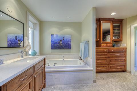 5748 E Orange Blossom Ln, Phoenix, AZ 85018 photo 15