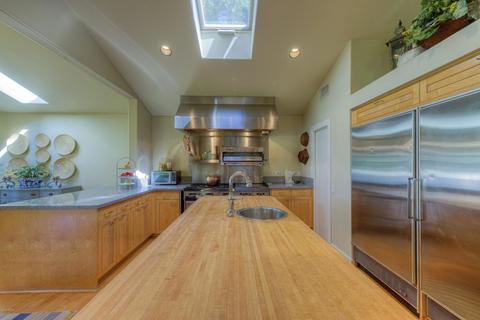 5748 E Orange Blossom Ln, Phoenix, AZ 85018 photo 9