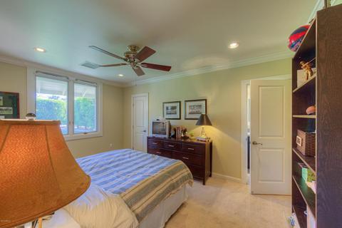 5748 E Orange Blossom Ln, Phoenix, AZ 85018 photo 16
