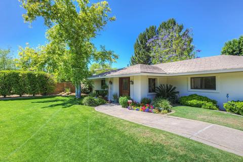 5748 E Orange Blossom Ln, Phoenix, AZ 85018 photo 1