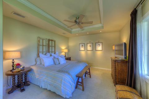 5748 E Orange Blossom Ln, Phoenix, AZ 85018 photo 13