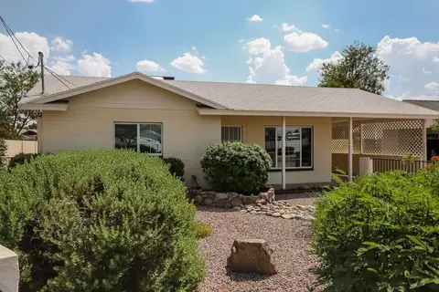 1237 Elm St, Phoenix, AZ 85014 photo 2