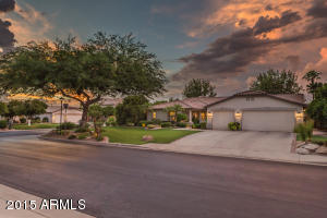 4030 E Fox St, Mesa, AZ 85205 photo 1