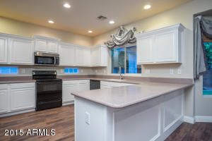 3373 E Clark Dr, Gilbert, AZ 85297 photo 3