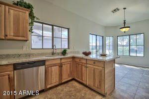 3254 E Woodside Way, Gilbert, AZ 85297 photo 7