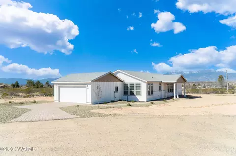 430 N New Moon Ct, Cornville, AZ 86325