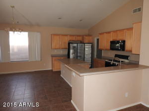 831 E Sherri Dr, Gilbert, AZ 85296 photo 9