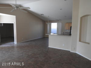 831 E Sherri Dr, Gilbert, AZ 85296 photo 3