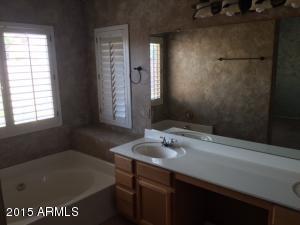 4202 E Rosemonte Dr, Phoenix, AZ 85050 photo 9