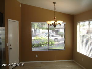 1697 E Cheyenne St E, Gilbert, AZ 85296 photo 4