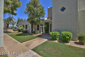 3084 E Cannon Dr, Phoenix, AZ 85028 photo 3
