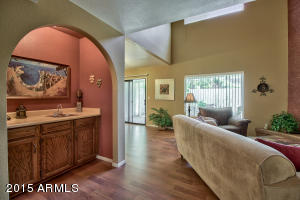 3084 E Cannon Dr, Phoenix, AZ 85028 photo 6
