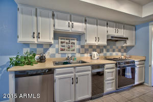 3084 E Cannon Dr, Phoenix, AZ 85028 photo 12