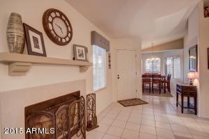 4231 E Siesta Ln, Phoenix, AZ 85050 photo 9