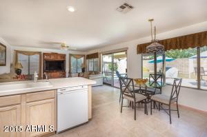 2445 S Augustine Cir, Mesa, AZ 85209 photo 7