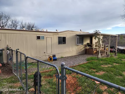 2750 S Kadomoto Dr, Cornville, AZ 86325