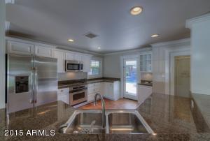 3609 E Highland Ave, Phoenix, AZ 85018 photo 18
