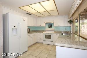 2851 E Mission Ln, Phoenix, AZ 85028 photo 8