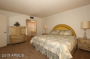 2851 E Mission Ln, Phoenix, AZ 85028 photo 16