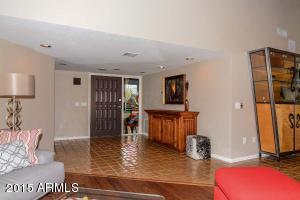 1621 Echo Ln, Phoenix, AZ 85020 photo 9