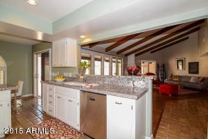 1621 Echo Ln, Phoenix, AZ 85020 photo 15