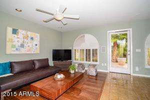 1621 Echo Ln, Phoenix, AZ 85020 photo 22