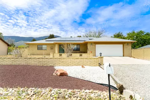 1014 S Monte Tesoro Dr, Cottonwood, AZ 86326