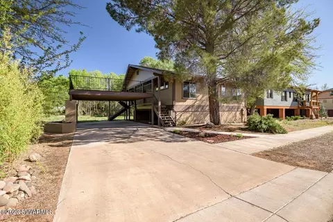 10335 E Creekside Dr, Cornville, AZ 86325