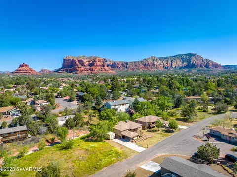 35 Juniper St, Sedona, AZ 86351