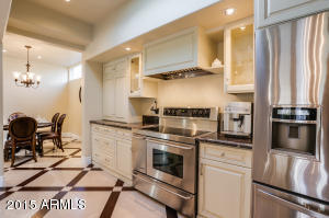 6312 N 30th Pl, Phoenix, AZ 85016 photo 3