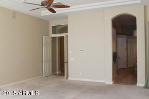 347 E Clifton Ct, Gilbert, AZ 85295 photo 4