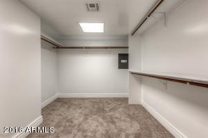 1001 El Freda Rd, Tempe, AZ 85284 photo 20