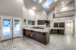 1001 El Freda Rd, Tempe, AZ 85284 photo 16