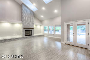 1001 El Freda Rd, Tempe, AZ 85284 photo 10
