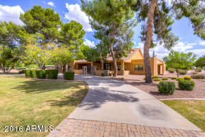 1001 El Freda Rd, Tempe, AZ 85284 photo 5