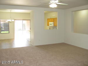 669 S Roca St, Gilbert, AZ 85296 photo 2