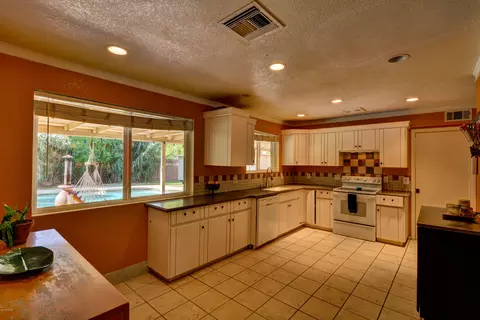 1631 E Huber St, Mesa, AZ 85203 photo 15