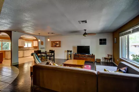 1631 E Huber St, Mesa, AZ 85203 photo 9