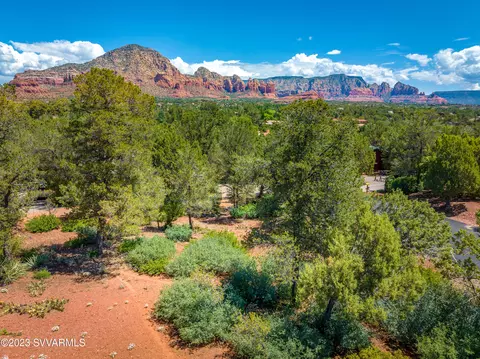 335 Arroyo Pinon Dr, Sedona, AZ 86336