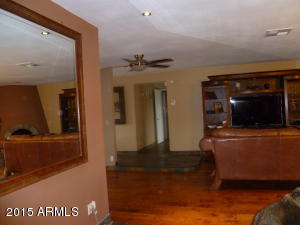 802 E Caribbean Ln, Phoenix, AZ 85022 photo 8