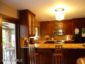 802 E Caribbean Ln, Phoenix, AZ 85022 photo 6