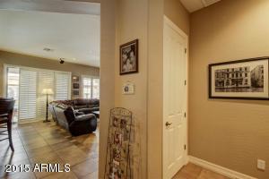 1328 E Canary Dr, Gilbert, AZ 85297 photo 9