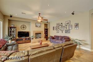 1328 E Canary Dr, Gilbert, AZ 85297 photo 12