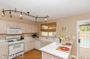 1388 E Page Ave, Gilbert, AZ 85234 photo 8