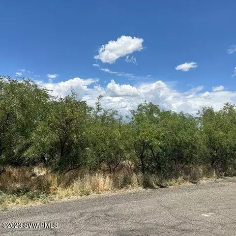 4680 E Valley Ln, Rimrock, AZ 86335